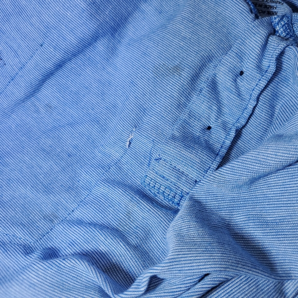 Swiss Cross Men's Medium lt. blue w/ pineapple pattern - Picture 11 of 13